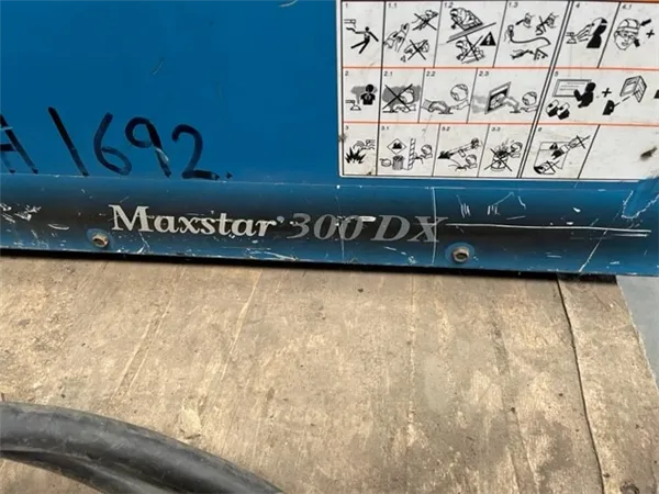 Miller 300DX Maxstar DC TIG Welding Machine