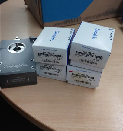 Swagelok Series 10 Fixture Blocks and Collets 