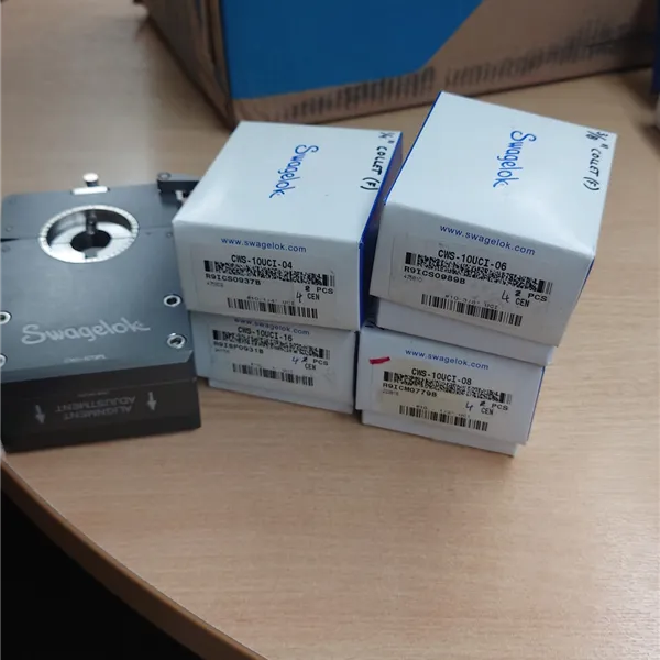 Swagelok Series 10 Fixture Blocks and Collets 