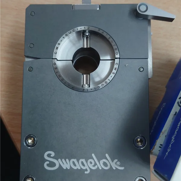 Swagelok Series 10 Fixture Blocks and Collets 