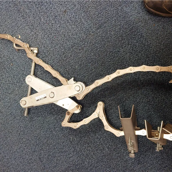 Pipe chain clamps various sizes