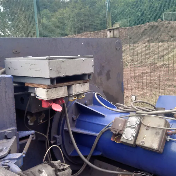 Bode Column and Boom welder, Overall Sizes 5.2m x 5.5m - Boom