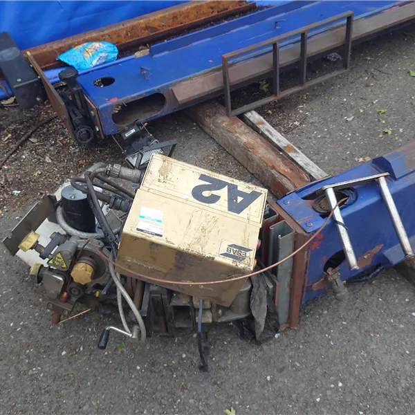 Bode Column and Boom welder, Overall Sizes 5.2m x 5.5m - Boom