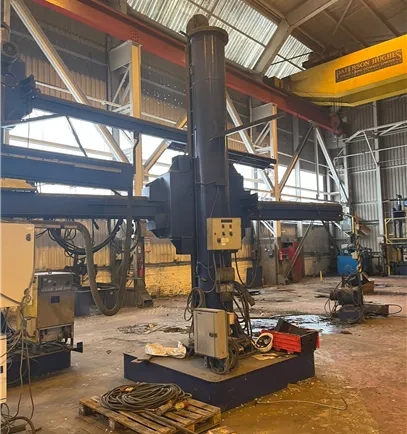 Bode Column and Boom welder, Overall Sizes 5.2m x 5.5m - Boom