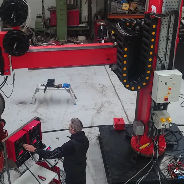 Column & Boom Sub-Arc Dual Head with Twinarc or single wire