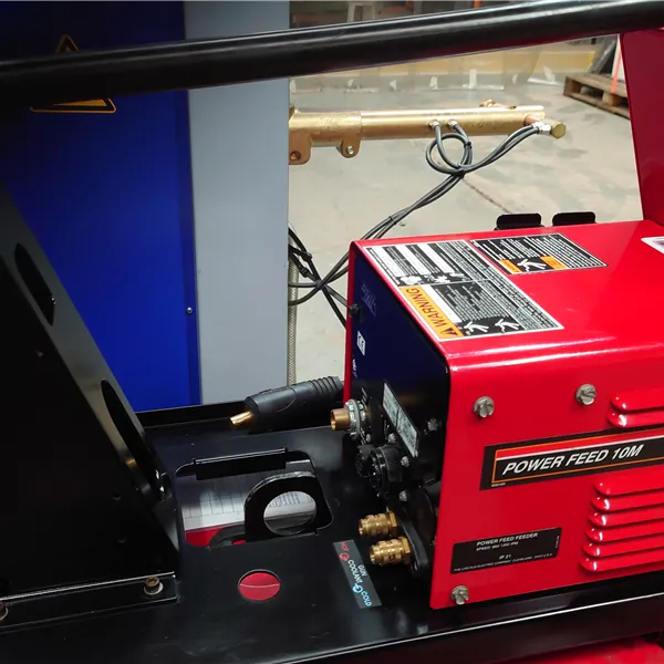 Lincoln Powerfeed 10M Wire Feed Unit with Cables for MIG