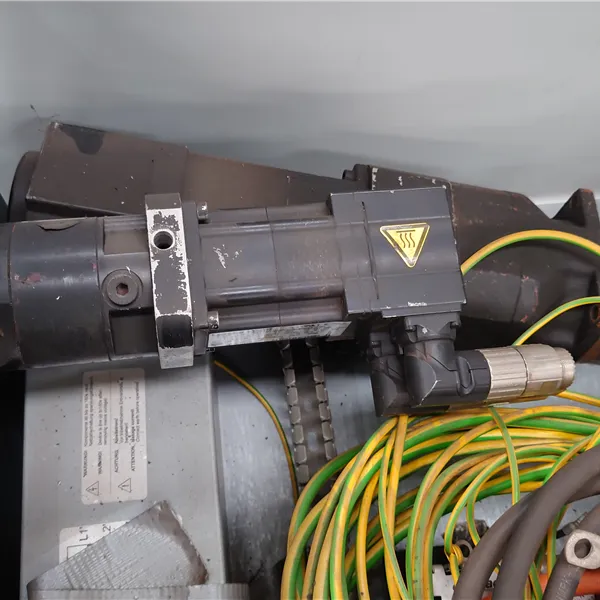 Lenze drive and motors ESCESO16C4B