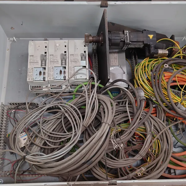 Lenze drive and motors ESCESO16C4B