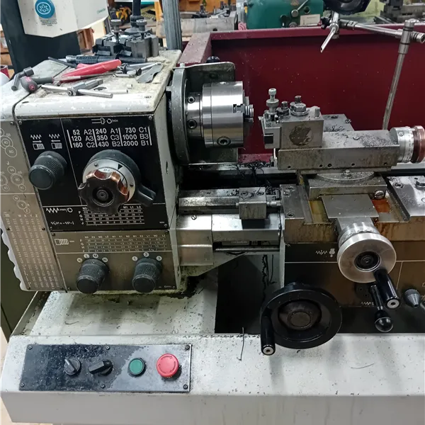 Harrison M250 Lathe with chuck