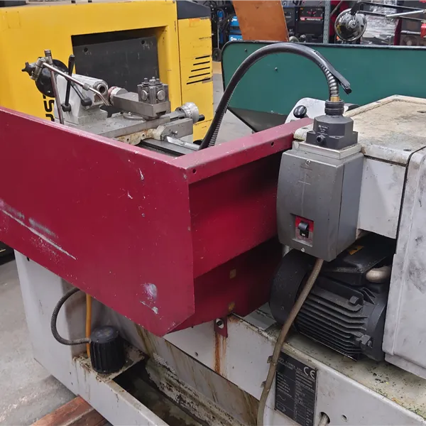 Harrison M250 Lathe with chuck