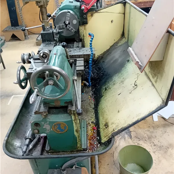 Colchester Lathe Co. Student 6" x 24" Lathe with chuck