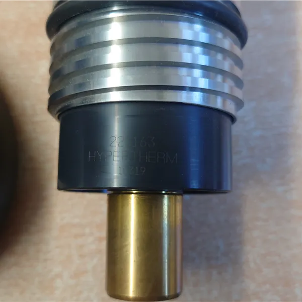 Hypertherm Quick Disconnect Receptacle 220163 with sleeve