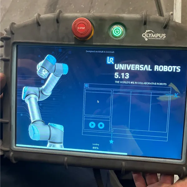Universal UR10e Cobot welder with ESAB Aristo 500ix MIG set up