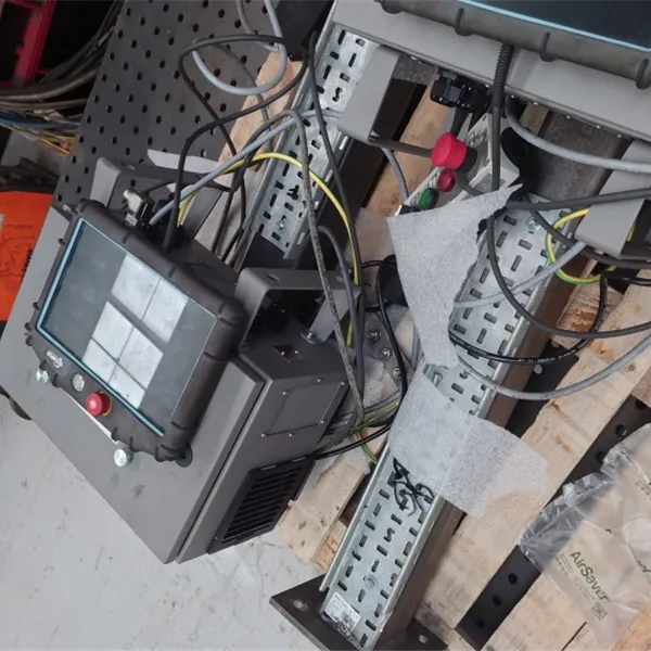 Universal UR10e Cobot welder with ESAB Aristo 500ix MIG set up