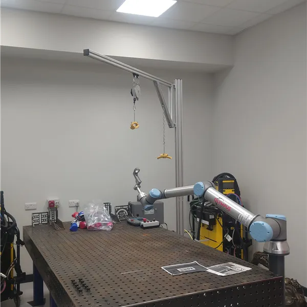 Universal UR10e Cobot welder with ESAB Aristo 500ix MIG set up