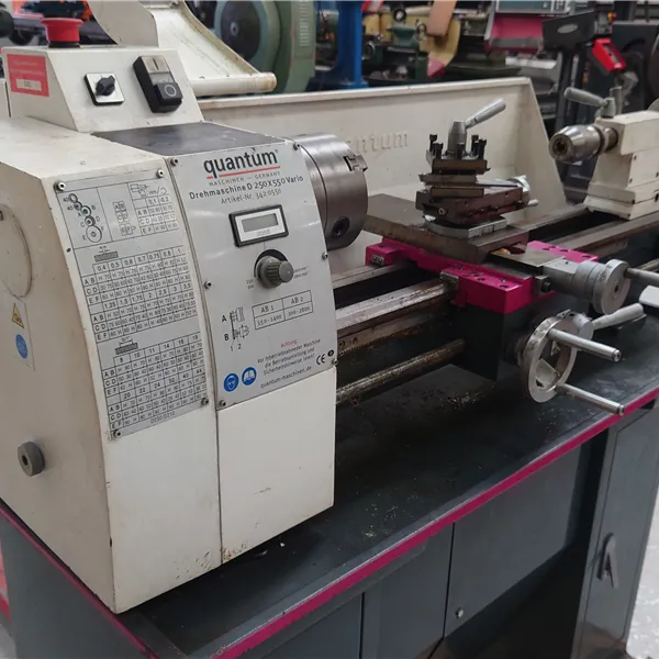 Quantum Drehmaschine D 250 X 550 Vario Lathe