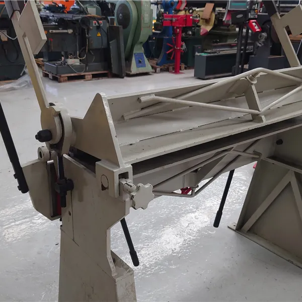 Morgan Rushworth BPC 1250 Manual Box & Pan Folder