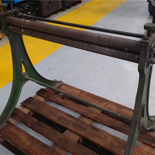 Buck & Hickman 36in x 2in Hand Rollers