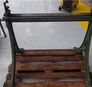 Buck & Hickman 36in x 2in Hand Rollers