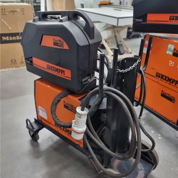 Kemppi FastMig KM400 MIG Welder. Air Cooled Package