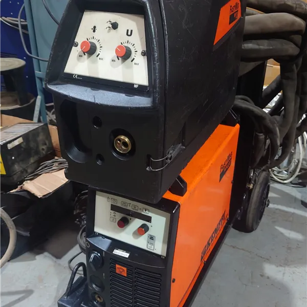 Kemppi FastMig KM400 MIG Welder. Air Cooled Package