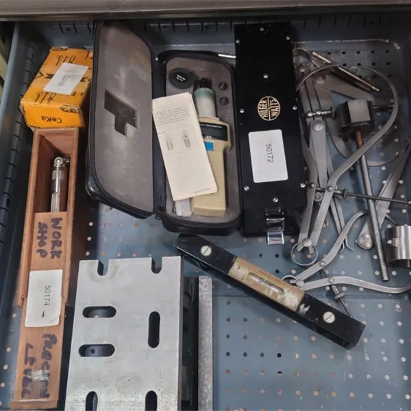 Bott 5, 6, 10 Drawer Cabinets with Keys tools can be offered 