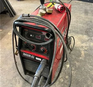 Lincoln Powertec 305C 400V MIG welder + 4 roll wire feeder