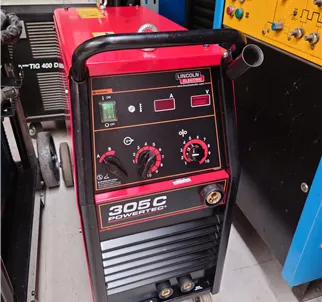 Lincoln Powertec 305C 400V MIG welder + 4 roll wire feeder