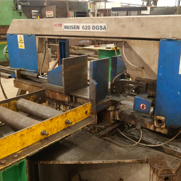 Reisen 620 DGSA Semi Auto Bandsaw complete with tables 