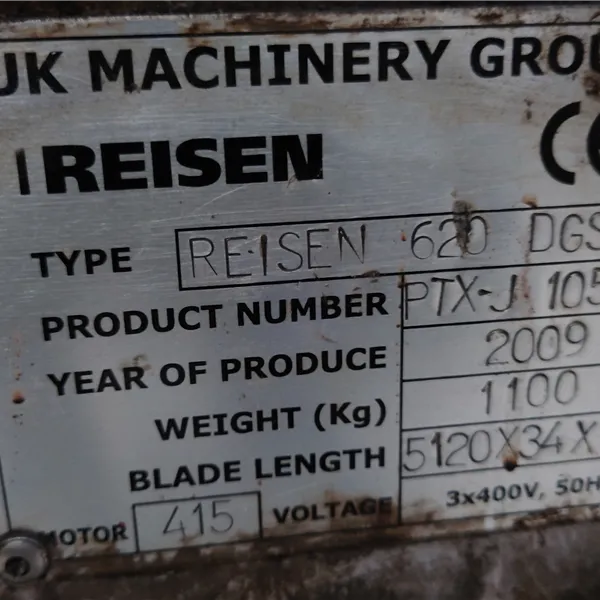 Reisen 620 DGSA Semi Auto Bandsaw complete with tables 