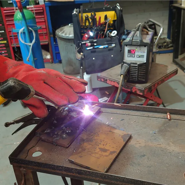 Parweld XTS 162 DC MMA welder single phase @ £100