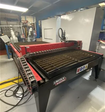 Lincoln Torchmate LINC-CUT 1530W Plasma Cutting Machine