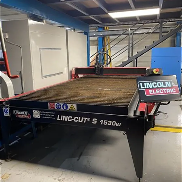 Lincoln Torchmate LINC-CUT 1530W Plasma Cutting Machine