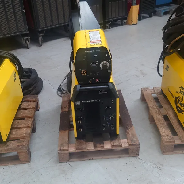 ESAB Warrior 400i MIG welder cc/cv with 304 wire feeder
