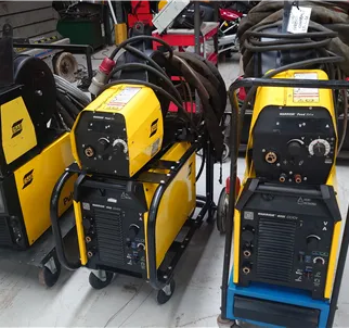 ESAB Warrior 400i MIG welder cc/cv with 304 wire feeder