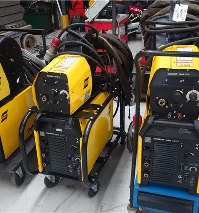 ESAB Warrior 400i MIG welder cc/cv with 304 wire feeder