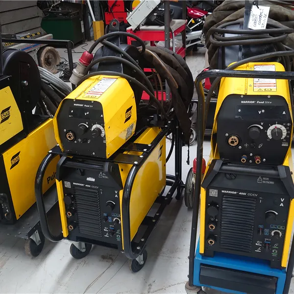 ESAB Warrior 400i MIG welder cc/cv with 304 wire feeder