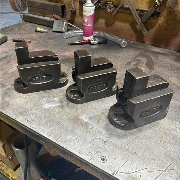 Pratt Box Jaws for face plate fixing and holding - 3 and 4 tonne