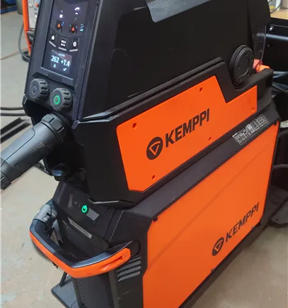 Kemppi X5 MIG welding Power Source 400 with X5 Wire Feed Unit