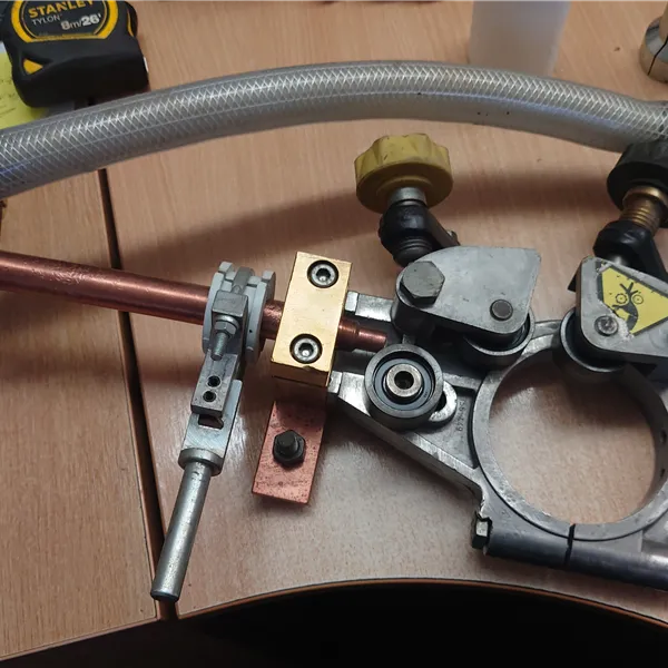 esab wire drive with flux tube with 4mm and 3.2 feed rolls 