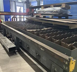 Esprit Cobra 2000 CNC Plasma Gas Cutter with Hypertherm 260XD