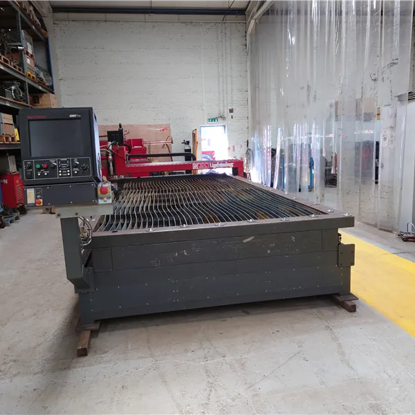 Esprit HD 2000 CNC Plasma cutting table with Hypertherm 260XD