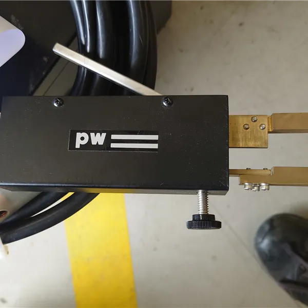 PW PKG 240/BE B3 Precision Welder with PTHP-MP Actuated Tweezer