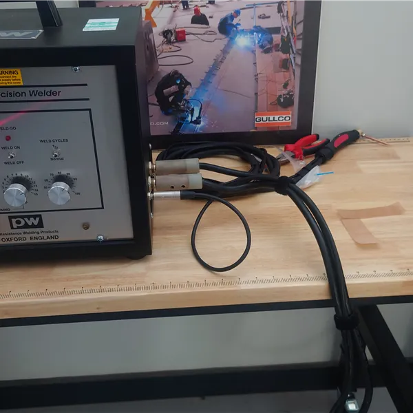 PW PKG 240/BE B3 Precision Welder with PTHP-MP Actuated Tweezer 