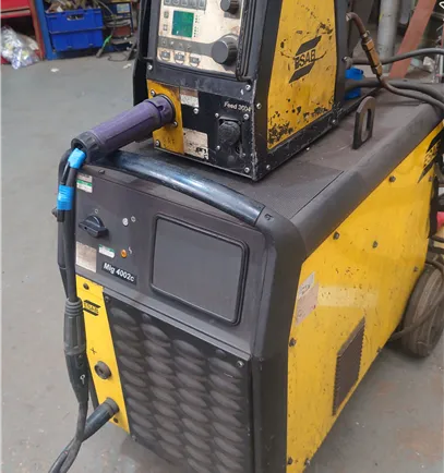 ESAB Origo MIG 402c with Feed 304 heavey duty feed