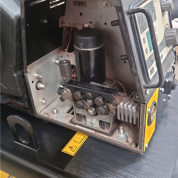 ESAB Origo MIG 4002c 5002 with 304 heavy duty wire feed unit