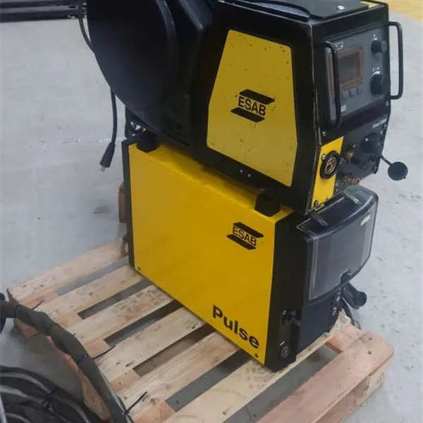 ESAB Aristo 4004i Pulse MIG Welder with wire feed gas or water cooled