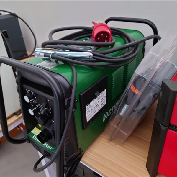 Thermal Dynamics Cutmaster 25 Plasma System with SL100