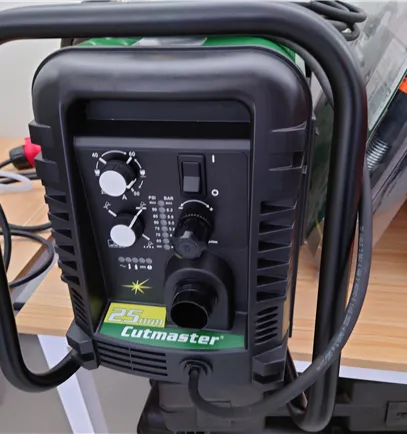 Thermal Dynamics Cutmaster 25 Plasma System with SL100