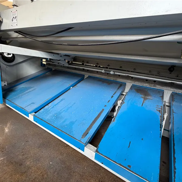 Techna Fab Hydraulic Guillotine
